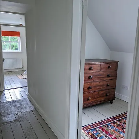 Unwind At Hilltop Farm With Valley Views