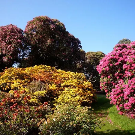 Unwind At Hilltop Farm With Valley Views