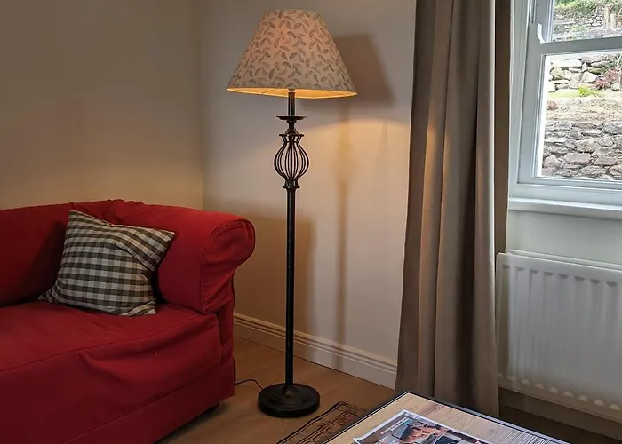 Hébergement de vacances Unwind At Hilltop Farm With Valley Views *