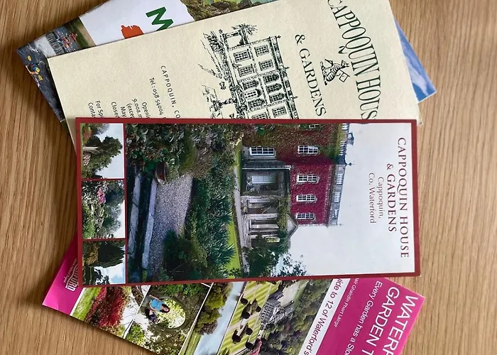 Unwind At Hilltop Farm With Valley Views Hébergement de vacances *