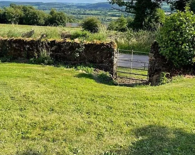 Unwind At Hilltop Farm With Valley Views Hébergement de vacances Cappoquin
